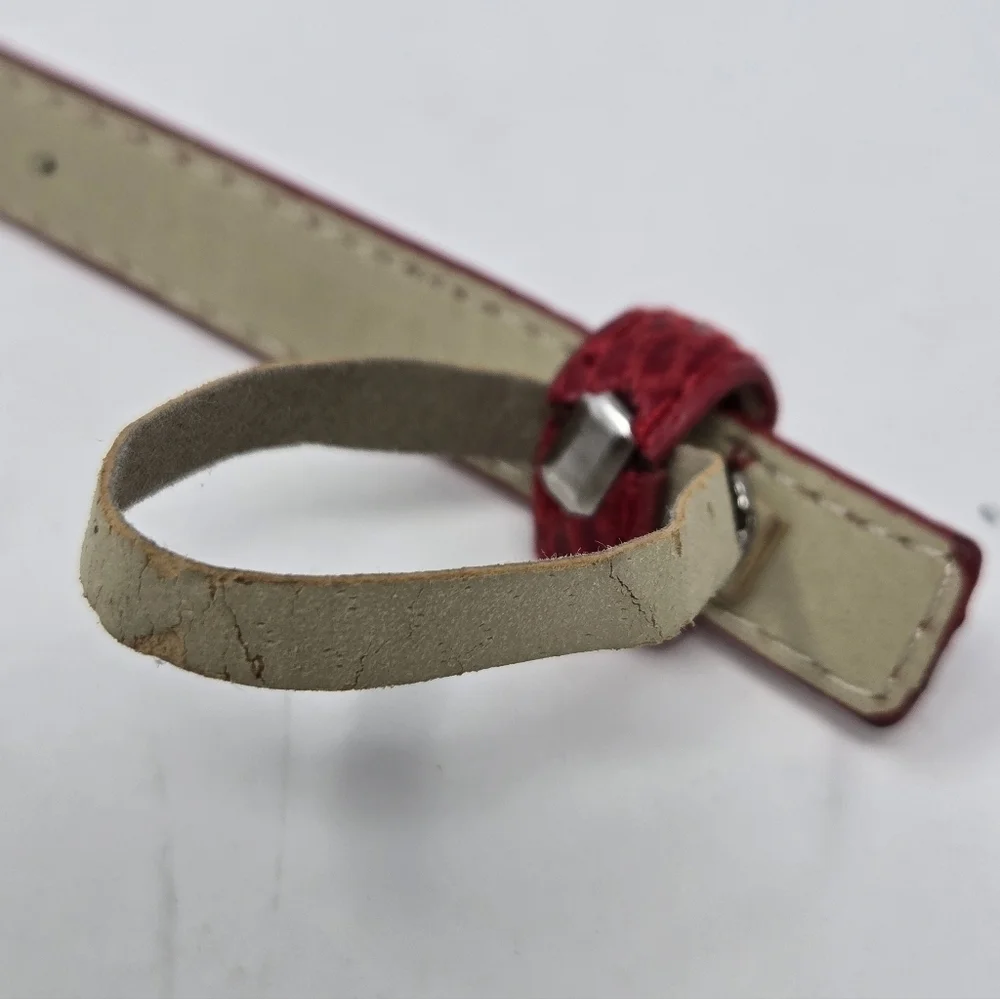 WHITE HOUSE BLACK MARKET WHBM RED FAUX SNAKESKIN BOW BELT WOMEN SMALL STRUCTURED